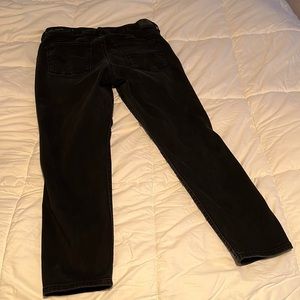 American Eagle BLACK jean Next Level Stretch High Rise Jegging Size 14 SHORT